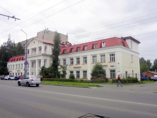 Здание